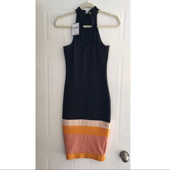 Fitted colour block midi dress - Picture 3 of 5
